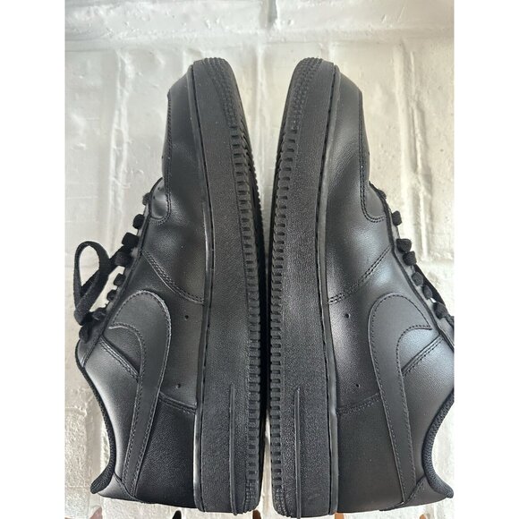 Nike Air Force 1 07’ Sneakers Mens 10.5 Triple Black Low Top - Picture 6 of 14